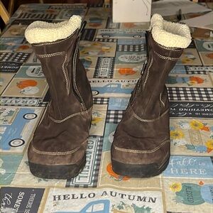 Sorel Women's Waterfall Brown Suede Winter Boot Size 8.5